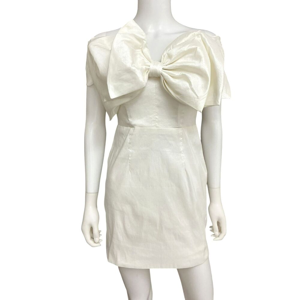 Bardot Bow Off-The-Shoulder Mini Dress Size M US 6 White Cocktail NWOT